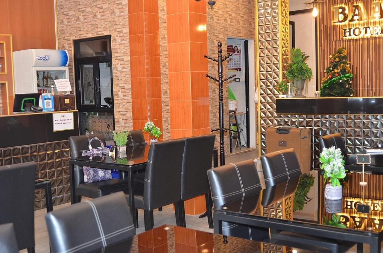 Baanpin Hotel & Cafe Bangkok Exteriör bild